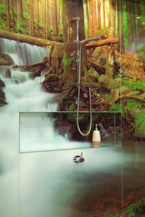 دیوارپوش شیشه ای طرحدار برای حمام و سرویس بهداشتی 